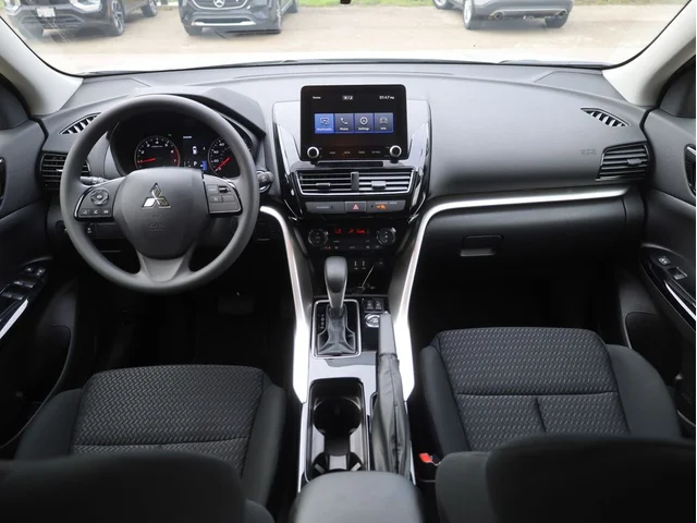Nuevos MITSUBISHI ECLIPSE CROSS à Estados chez autogozo