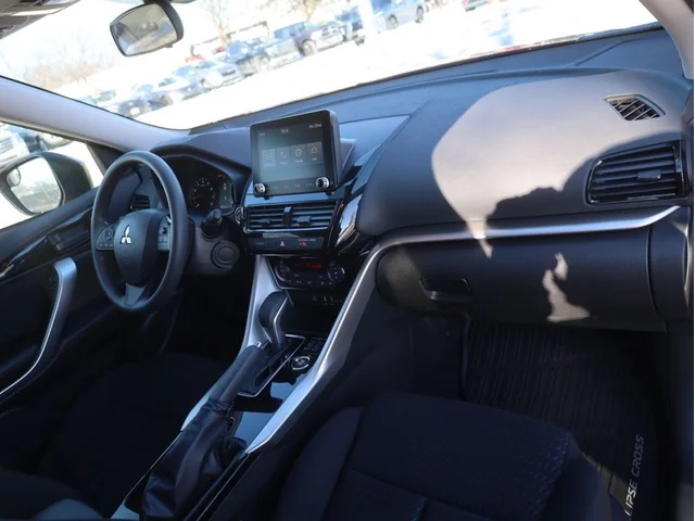 Nuevos MITSUBISHI ECLIPSE CROSS à Estados chez autogozo