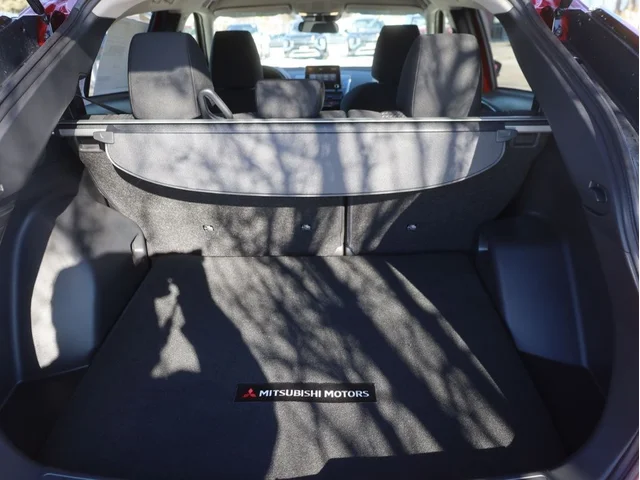 Nuevos MITSUBISHI ECLIPSE CROSS à Estados chez autogozo