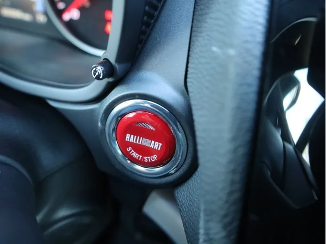 Nuevos MITSUBISHI ECLIPSE CROSS à Estados chez autogozo