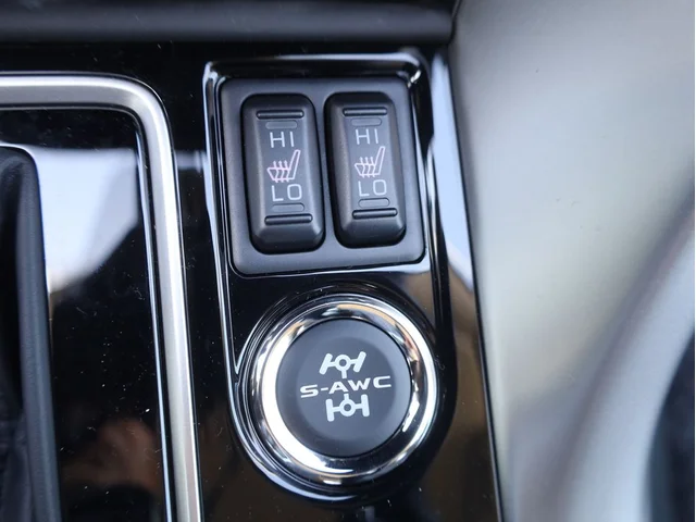 Nuevos MITSUBISHI ECLIPSE CROSS à Estados chez autogozo