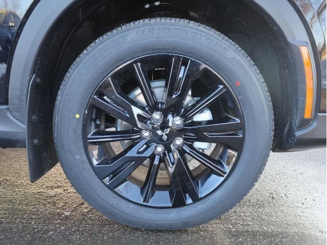 Nuevos MITSUBISHI ECLIPSE CROSS à Estados chez autogozo