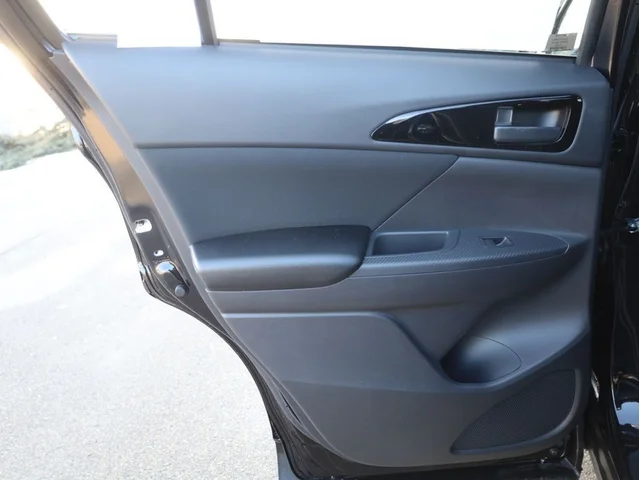 Nuevos MITSUBISHI ECLIPSE CROSS à Estados chez autogozo