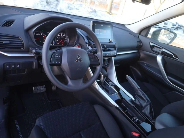 Nuevos MITSUBISHI ECLIPSE CROSS à Estados chez autogozo