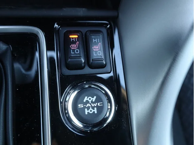 Nuevos MITSUBISHI ECLIPSE CROSS à Estados chez autogozo