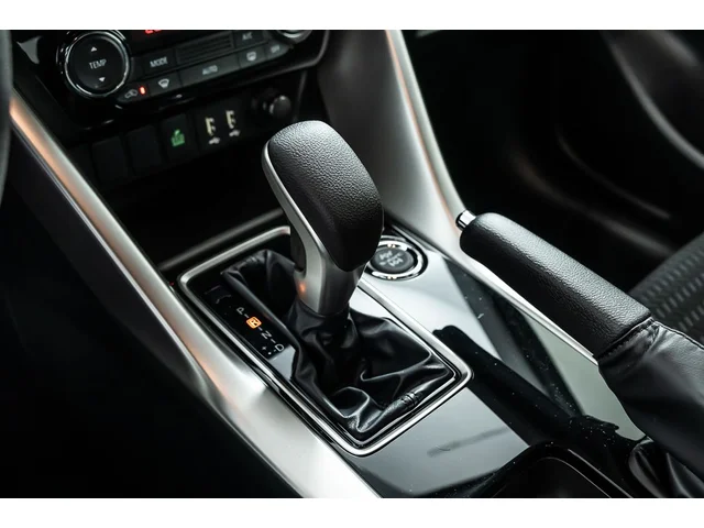 Nuevos MITSUBISHI ECLIPSE CROSS à Estados chez autogozo