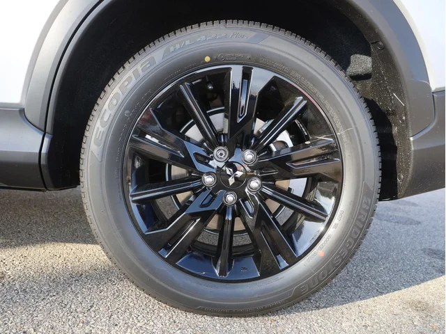 Nuevos MITSUBISHI ECLIPSE CROSS à Estados chez autogozo