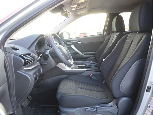 Nuevos MITSUBISHI ECLIPSE CROSS à Estados chez autogozo