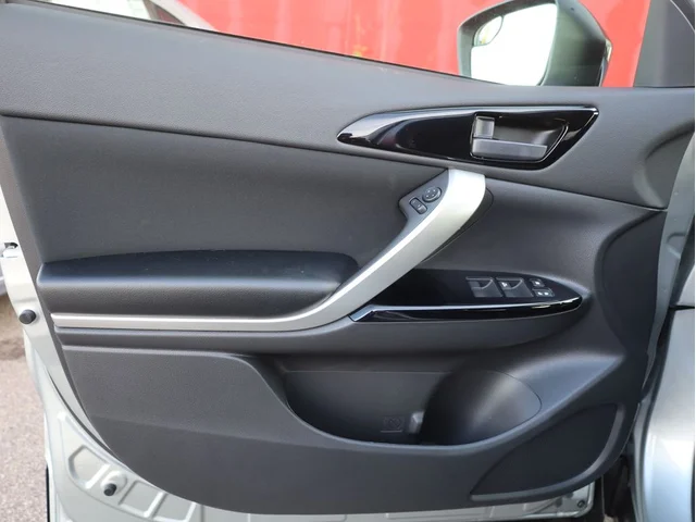 Nuevos MITSUBISHI ECLIPSE CROSS à Estados chez autogozo