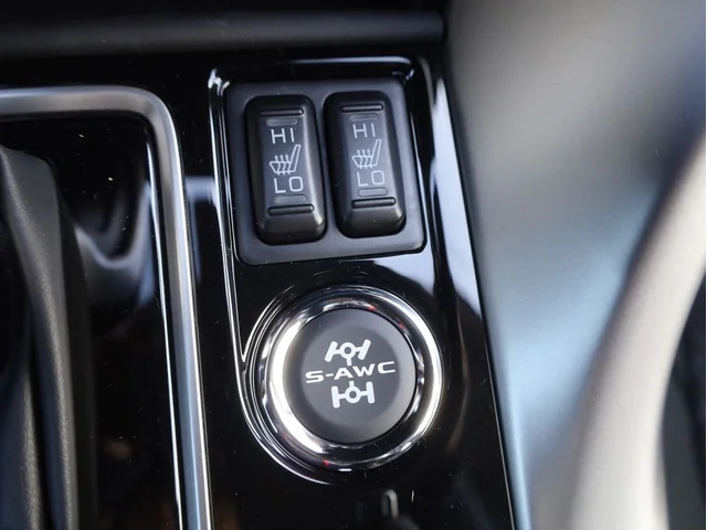 Nuevos MITSUBISHI ECLIPSE CROSS à Estados chez autogozo