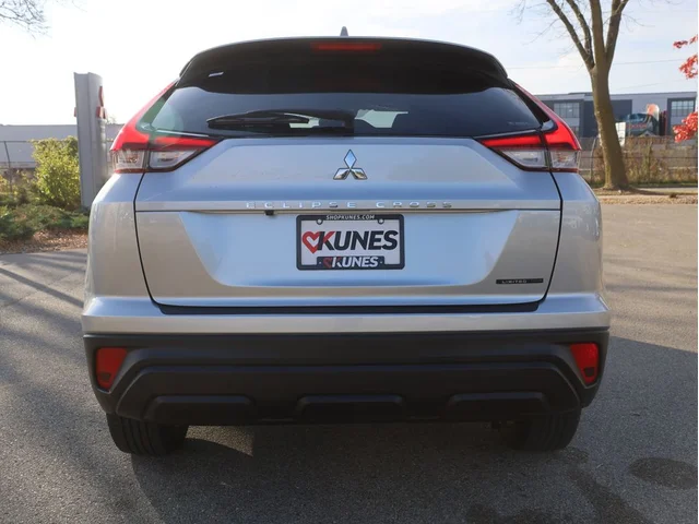 Nuevos MITSUBISHI ECLIPSE CROSS à Estados chez autogozo