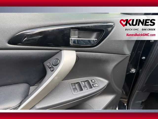 SEMINUEVOS MITSUBISHI Eclipse Cross a Estados en autogozo
