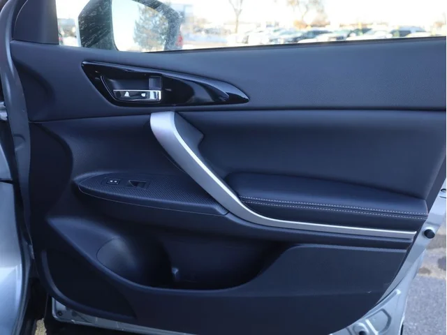 Nuevos MITSUBISHI ECLIPSE CROSS à Estados chez autogozo