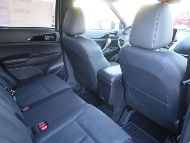 Nuevos MITSUBISHI ECLIPSE CROSS à Estados chez autogozo