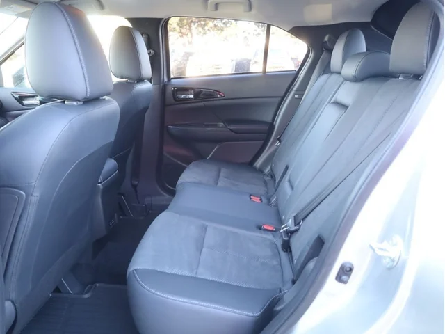 Nuevos MITSUBISHI ECLIPSE CROSS à Estados chez autogozo