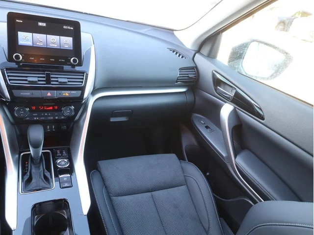 Nuevos MITSUBISHI ECLIPSE CROSS à Estados chez autogozo