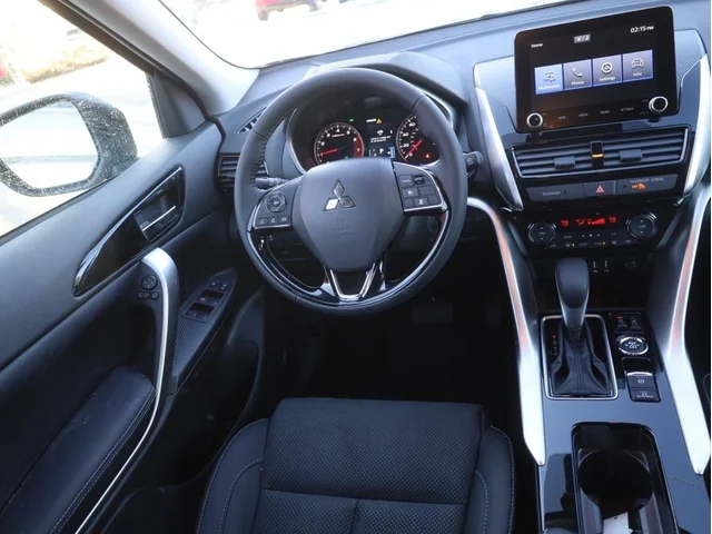 Nuevos MITSUBISHI ECLIPSE CROSS à Estados chez autogozo