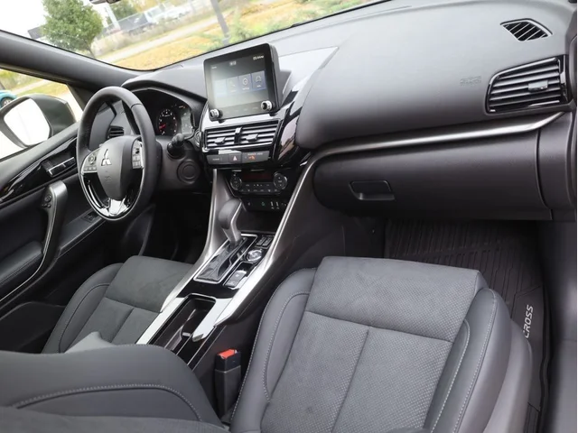 Nuevos MITSUBISHI ECLIPSE CROSS à Estados chez autogozo