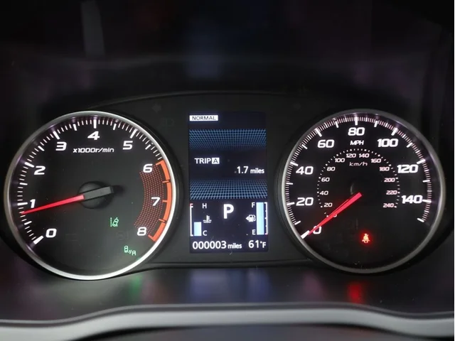 Nuevos MITSUBISHI ECLIPSE CROSS à Estados chez autogozo