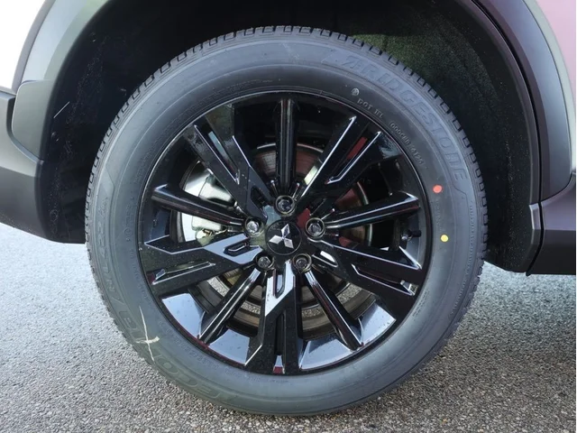 Nuevos MITSUBISHI ECLIPSE CROSS à Estados chez autogozo
