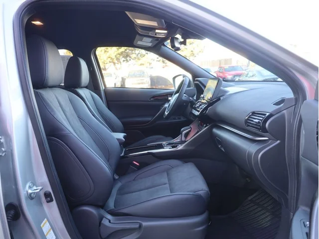 Nuevos MITSUBISHI ECLIPSE CROSS à Estados chez autogozo