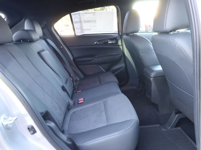Nuevos MITSUBISHI ECLIPSE CROSS à Estados chez autogozo