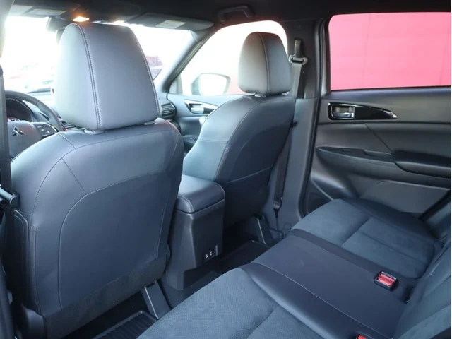 Nuevos MITSUBISHI ECLIPSE CROSS à Estados chez autogozo