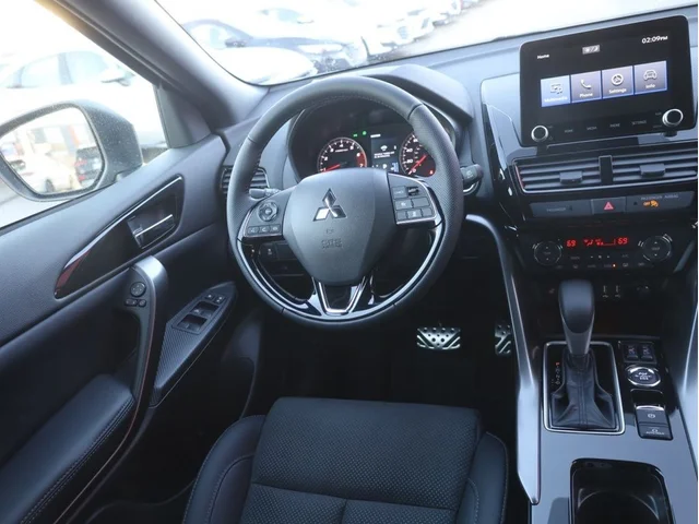 Nuevos MITSUBISHI ECLIPSE CROSS à Estados chez autogozo