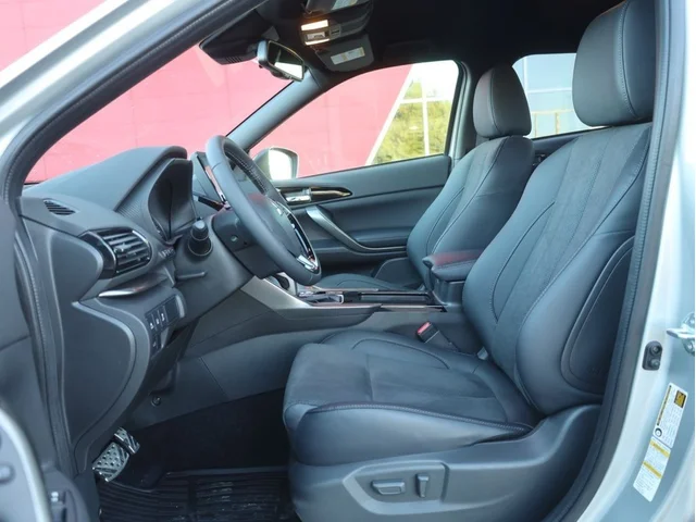 Nuevos MITSUBISHI ECLIPSE CROSS à Estados chez autogozo