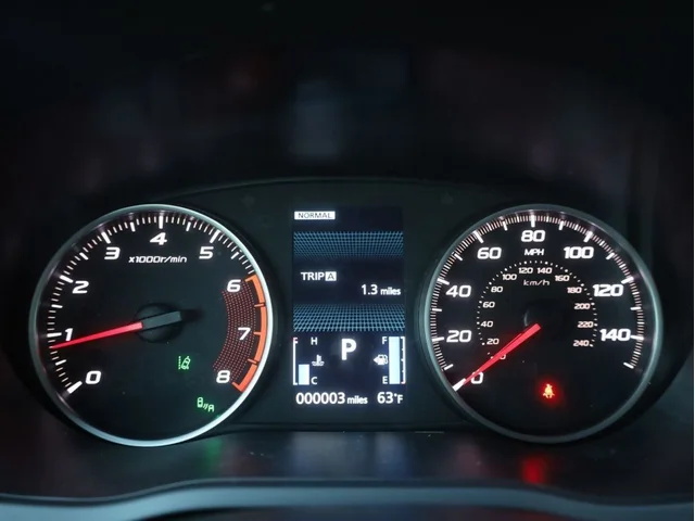 Nuevos MITSUBISHI ECLIPSE CROSS à Estados chez autogozo
