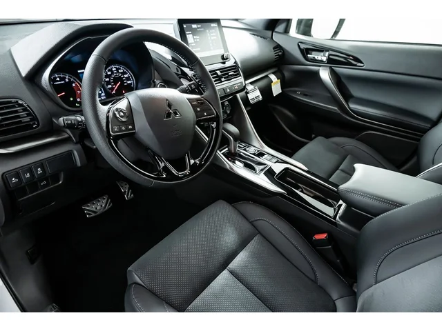 Nuevos MITSUBISHI ECLIPSE CROSS à Estados chez autogozo