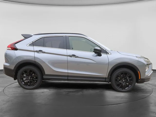 Nuevos MITSUBISHI ECLIPSE CROSS à Estados chez autogozo
