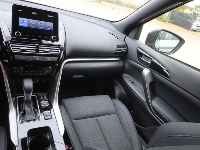Nuevos MITSUBISHI ECLIPSE CROSS à Estados chez autogozo