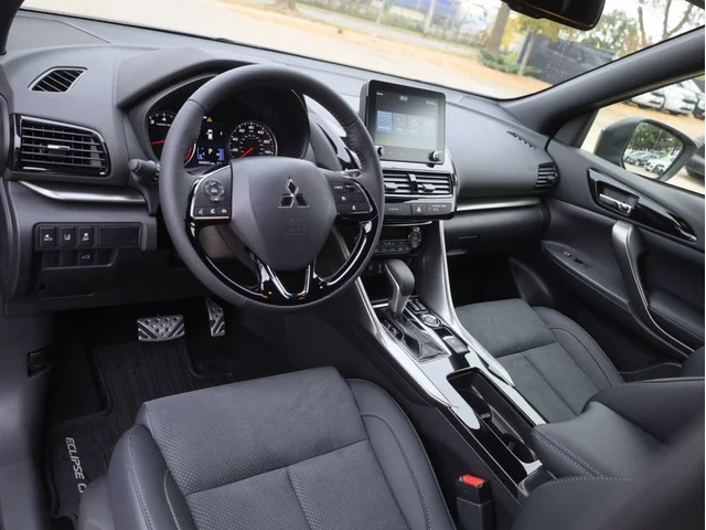 Nuevos MITSUBISHI ECLIPSE CROSS à Estados chez autogozo