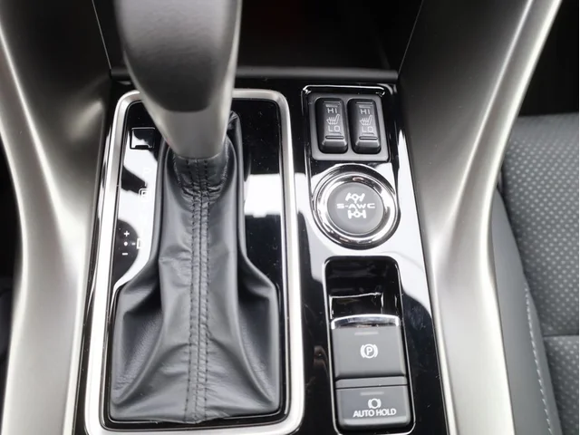 Nuevos MITSUBISHI ECLIPSE CROSS à Estados chez autogozo