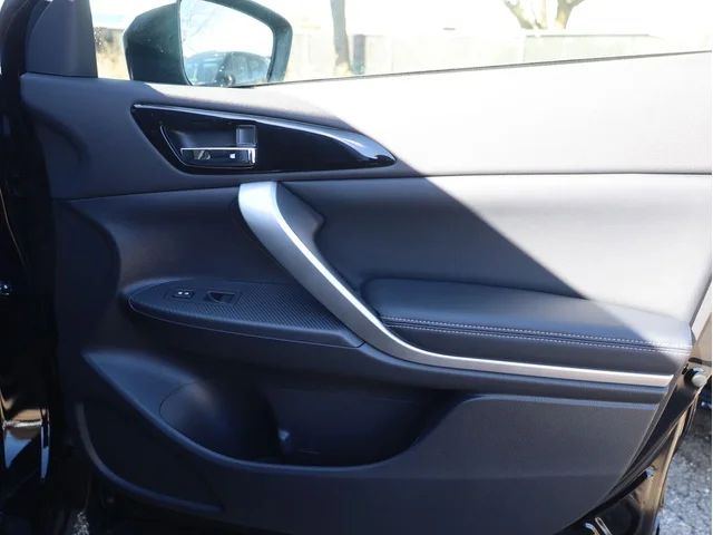 Nuevos MITSUBISHI ECLIPSE CROSS à Estados chez autogozo