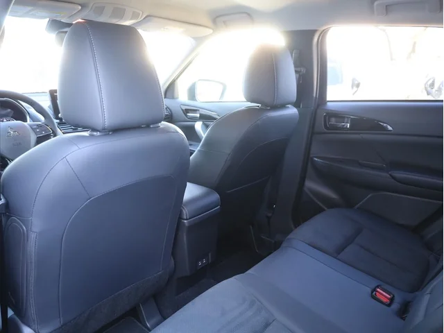 Nuevos MITSUBISHI ECLIPSE CROSS à Estados chez autogozo