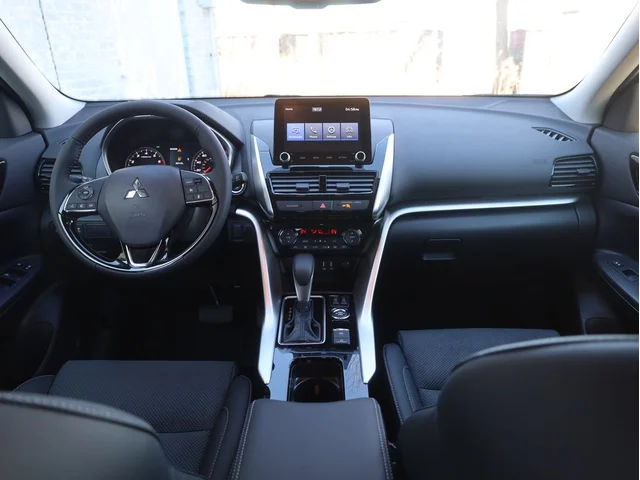 Nuevos MITSUBISHI ECLIPSE CROSS à Estados chez autogozo