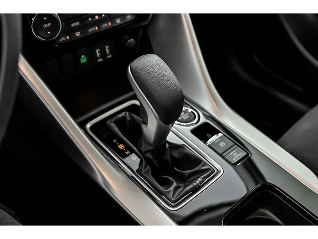 Nuevos MITSUBISHI ECLIPSE CROSS à Estados chez autogozo