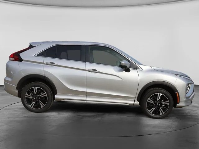 Nuevos MITSUBISHI ECLIPSE CROSS à Estados chez autogozo