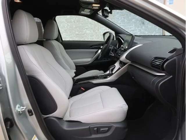 Nuevos MITSUBISHI ECLIPSE CROSS à Estados chez autogozo