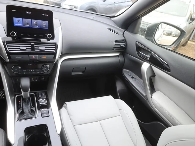 Nuevos MITSUBISHI ECLIPSE CROSS à Estados chez autogozo