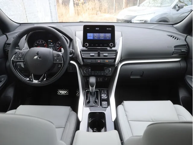 Nuevos MITSUBISHI ECLIPSE CROSS à Estados chez autogozo