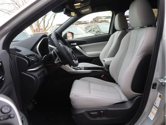 Nuevos MITSUBISHI ECLIPSE CROSS à Estados chez autogozo
