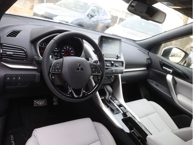 Nuevos MITSUBISHI ECLIPSE CROSS à Estados chez autogozo