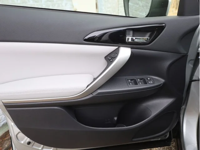 Nuevos MITSUBISHI ECLIPSE CROSS à Estados chez autogozo
