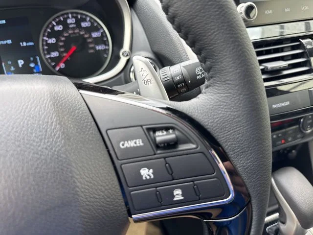 Nuevos MITSUBISHI ECLIPSE CROSS à Estados chez autogozo