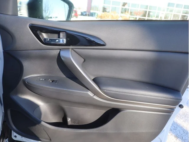 Nuevos MITSUBISHI ECLIPSE CROSS à Estados chez autogozo
