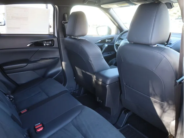 Nuevos MITSUBISHI ECLIPSE CROSS à Estados chez autogozo