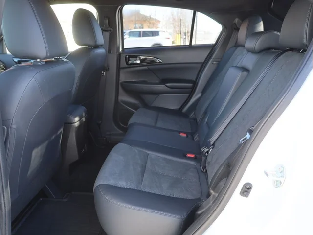 Nuevos MITSUBISHI ECLIPSE CROSS à Estados chez autogozo